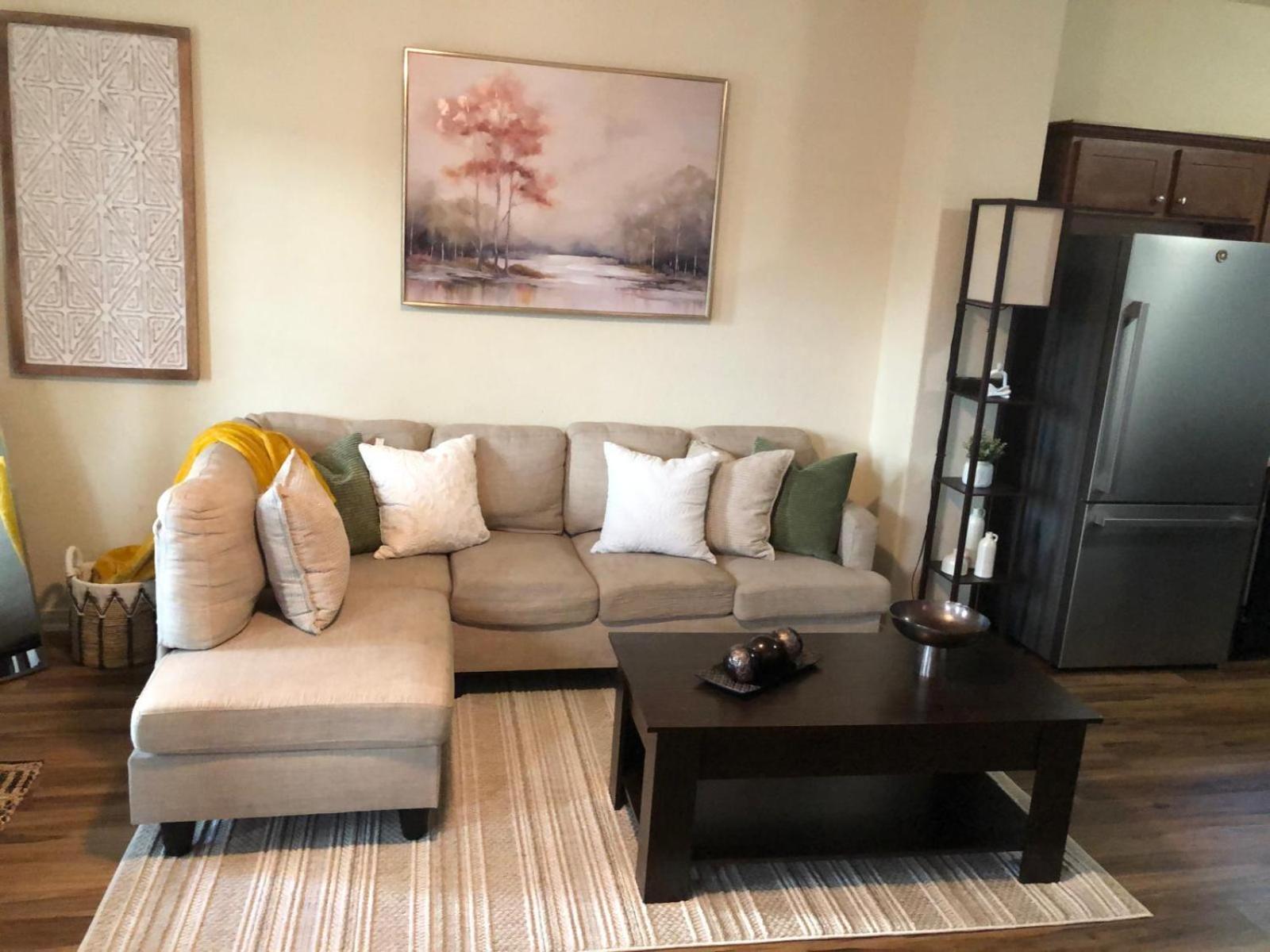 Villa Spacious Close To The Beach, 10 Sleeps